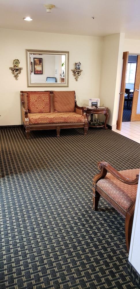 فندق سوبر 8 موتيل ويندسور Windsor المظهر الخارجي الصورة